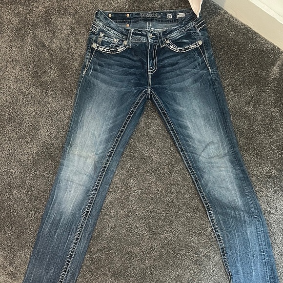 Blue Easy Skinny Jeans with Decorative Stitching - Picture 2 of 3
